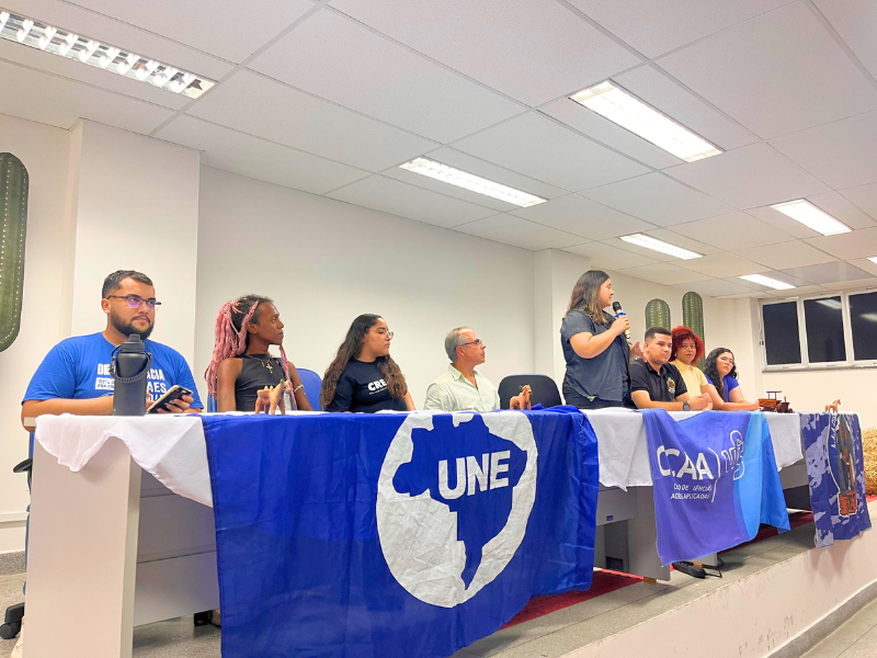  Professora Paula Rodrigues representando o CRMV. Foto: Marília Gabriely
